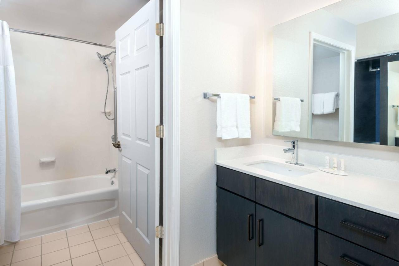 Residence Inn By Marriott Boston Brockton/Easton Eksteriør billede